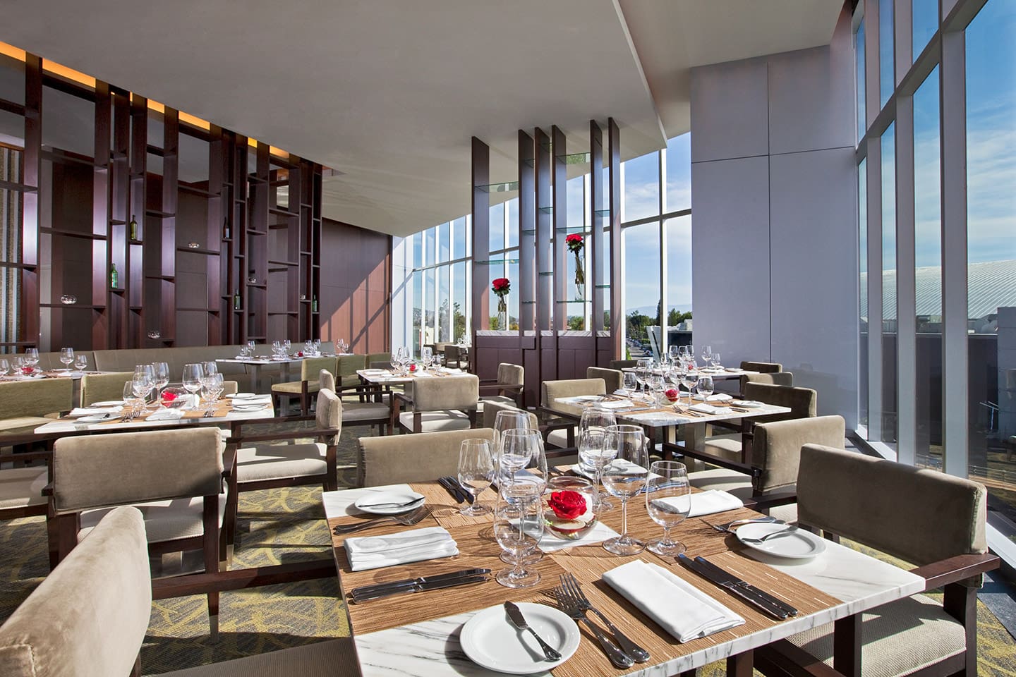 Restaurante Grill and Vine.