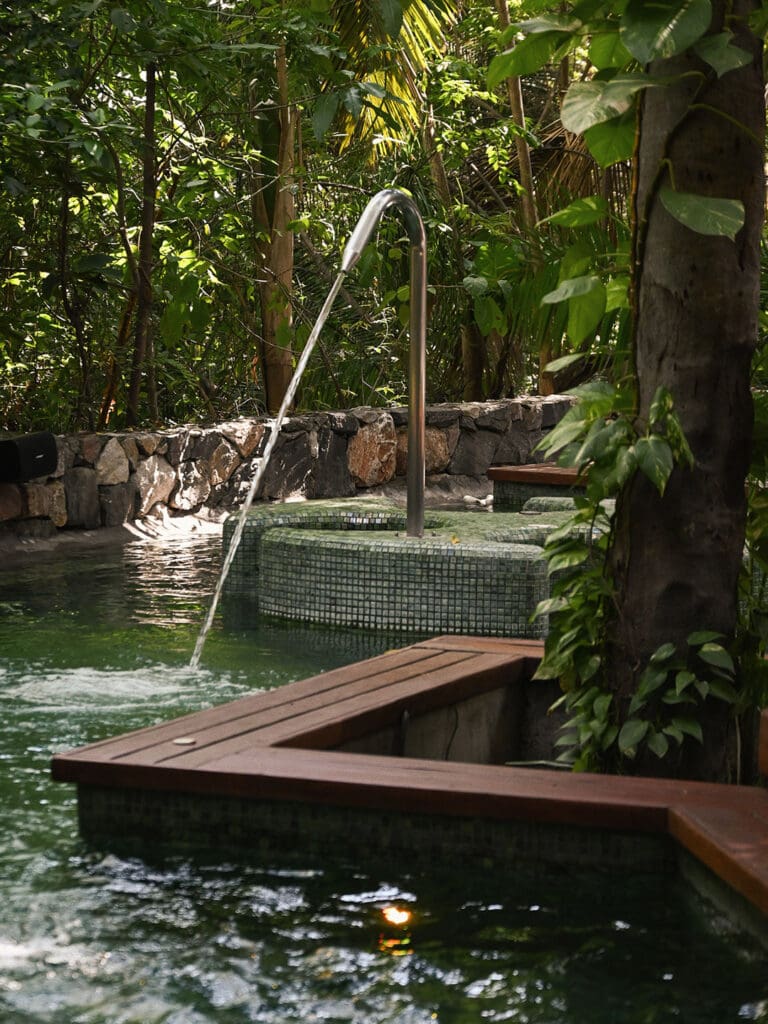 W Punta de Mita
