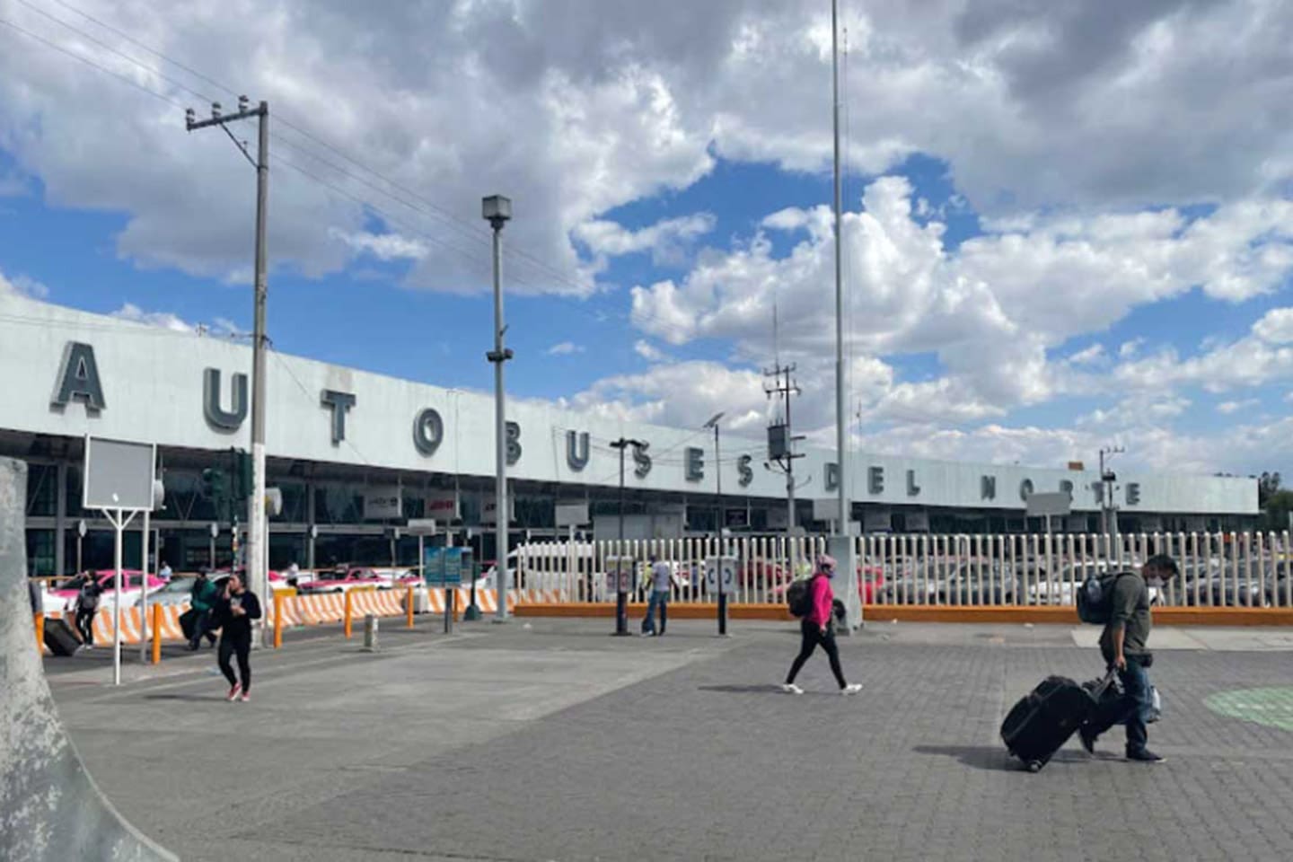 Central de Autobuses del Norte.