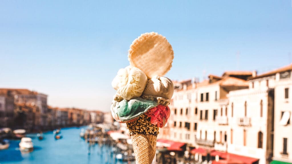 La diferencia entre gelato y helado: cómo reconocer estos antojos fríos