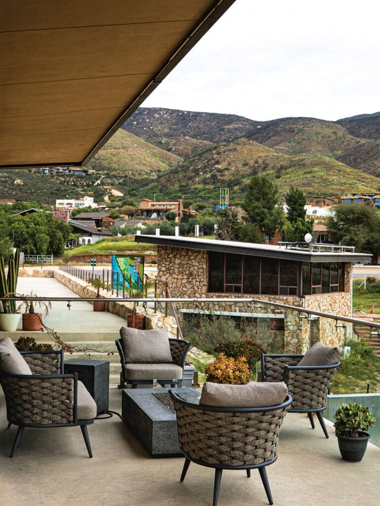 Hospitality Selection by Food and Travel Baja California