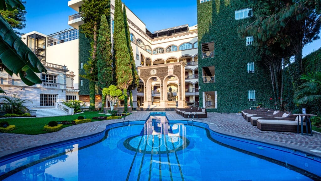 Así es el hotel de lujo de Marco Antonio Solís en Morelia