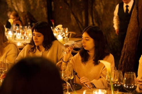 Vinos de California: las manos mexicanas que transforman la tierra en elíxir