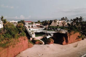Casa Hayam: el arte de habitar Punta Mita