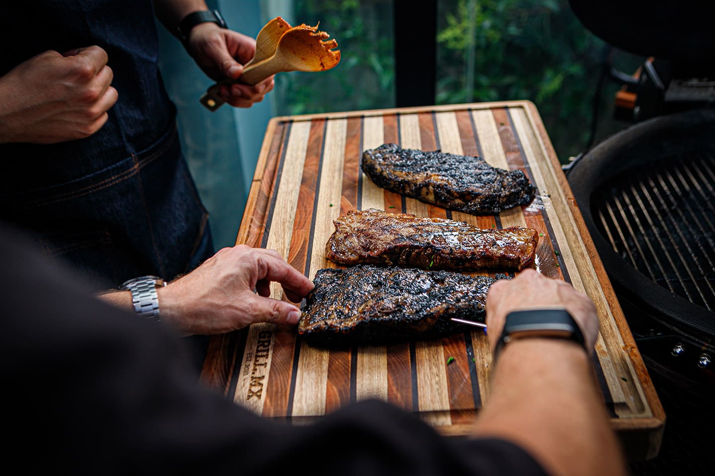 A la Parrilla by Food and Travel.