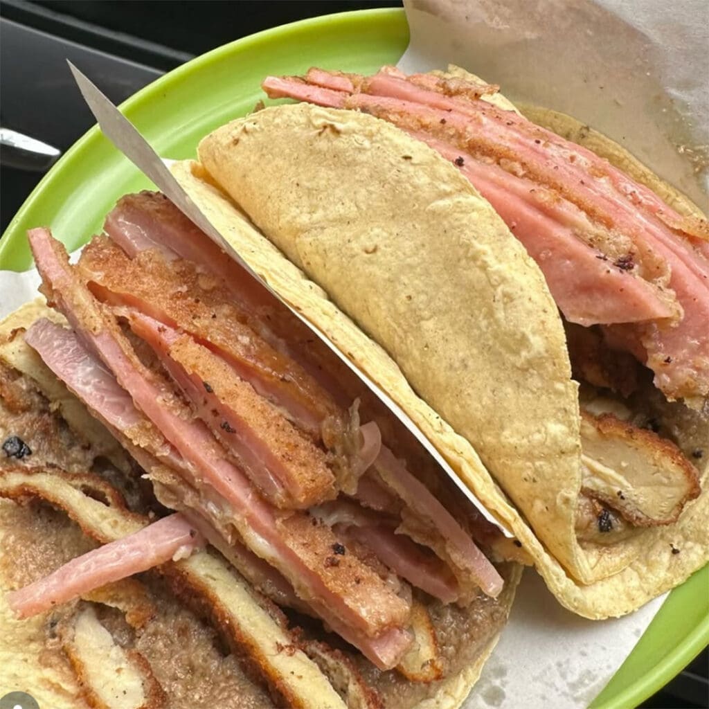 Tacos de milanesa.