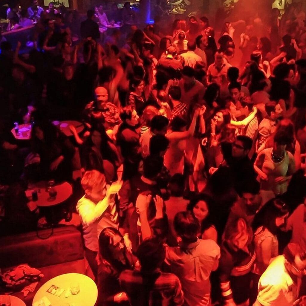 Mambo Café.
