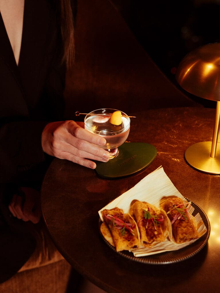 Bocadillos inspirados en sabores franceses y mexicanos.