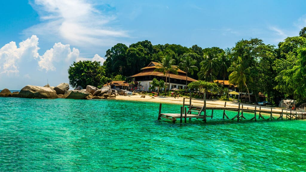 ¿Ciudad, selva o playa? Todo esto y más puedes encontrar en un viaje a Malasia