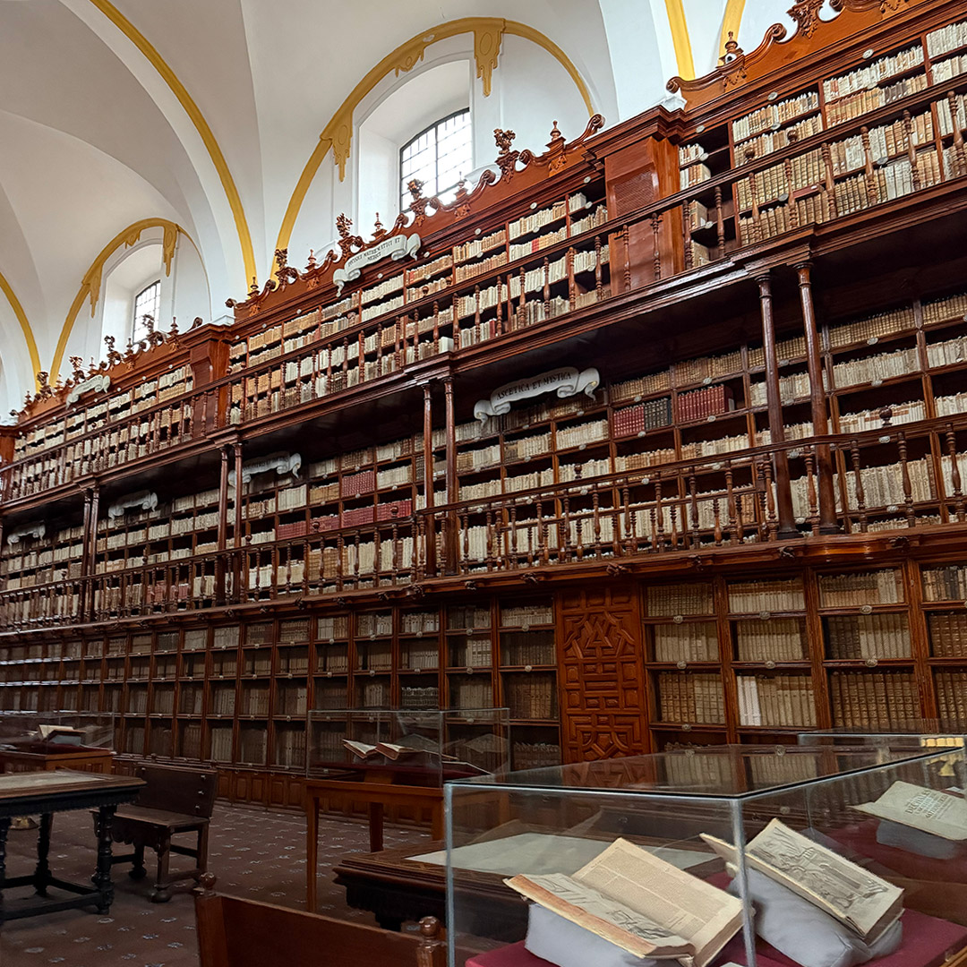 Puebla_experiencias_Biblioteca_Palafoxiana Biblioteca Palafoxiana.