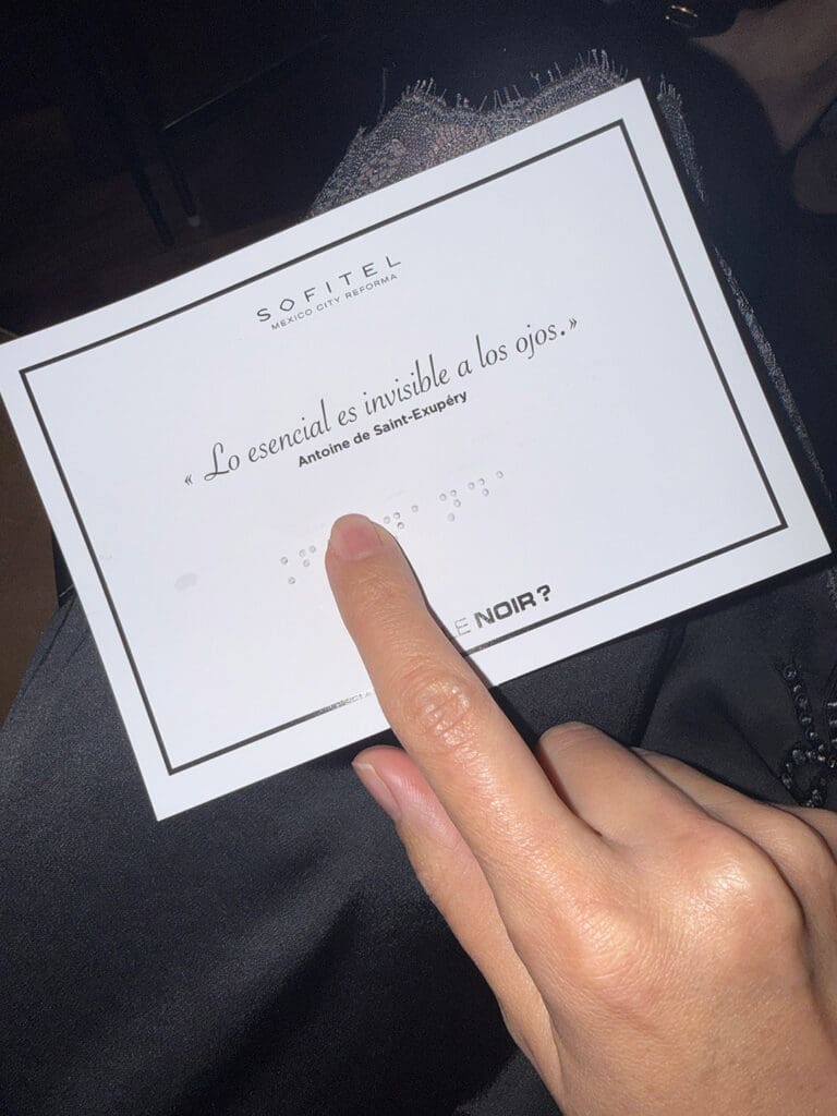 Dans Le Noir