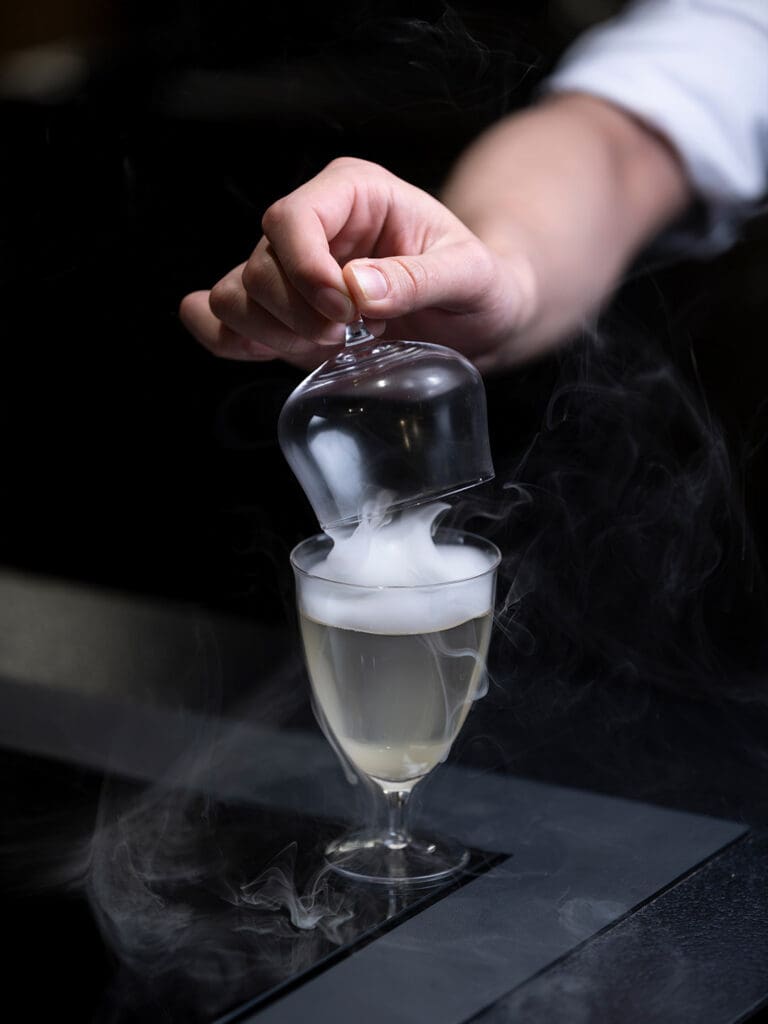 Handshake Speakeasy Cariño