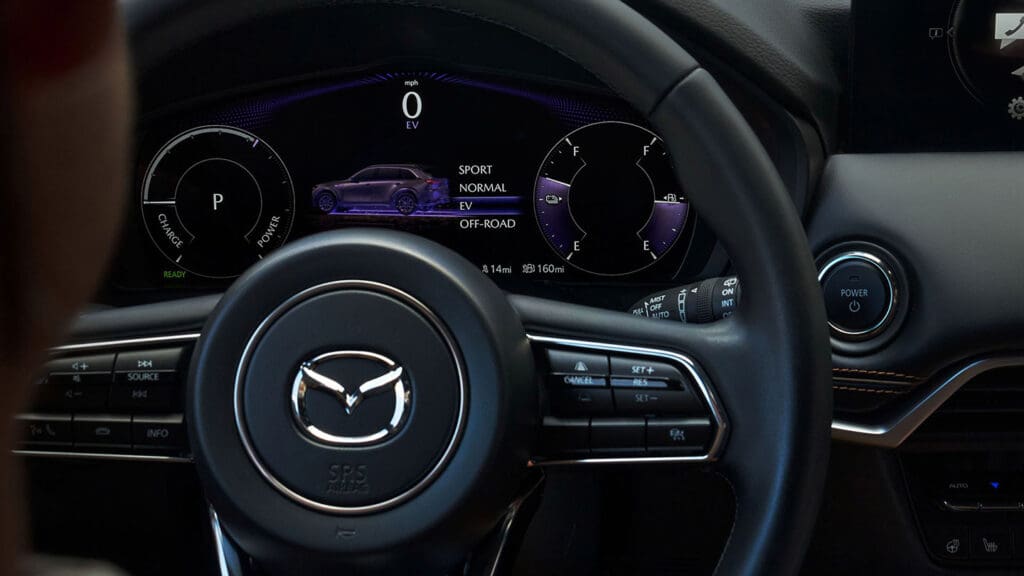 Mazda_cx90_6 Una propuesta pensada para disfrutar el manejo.