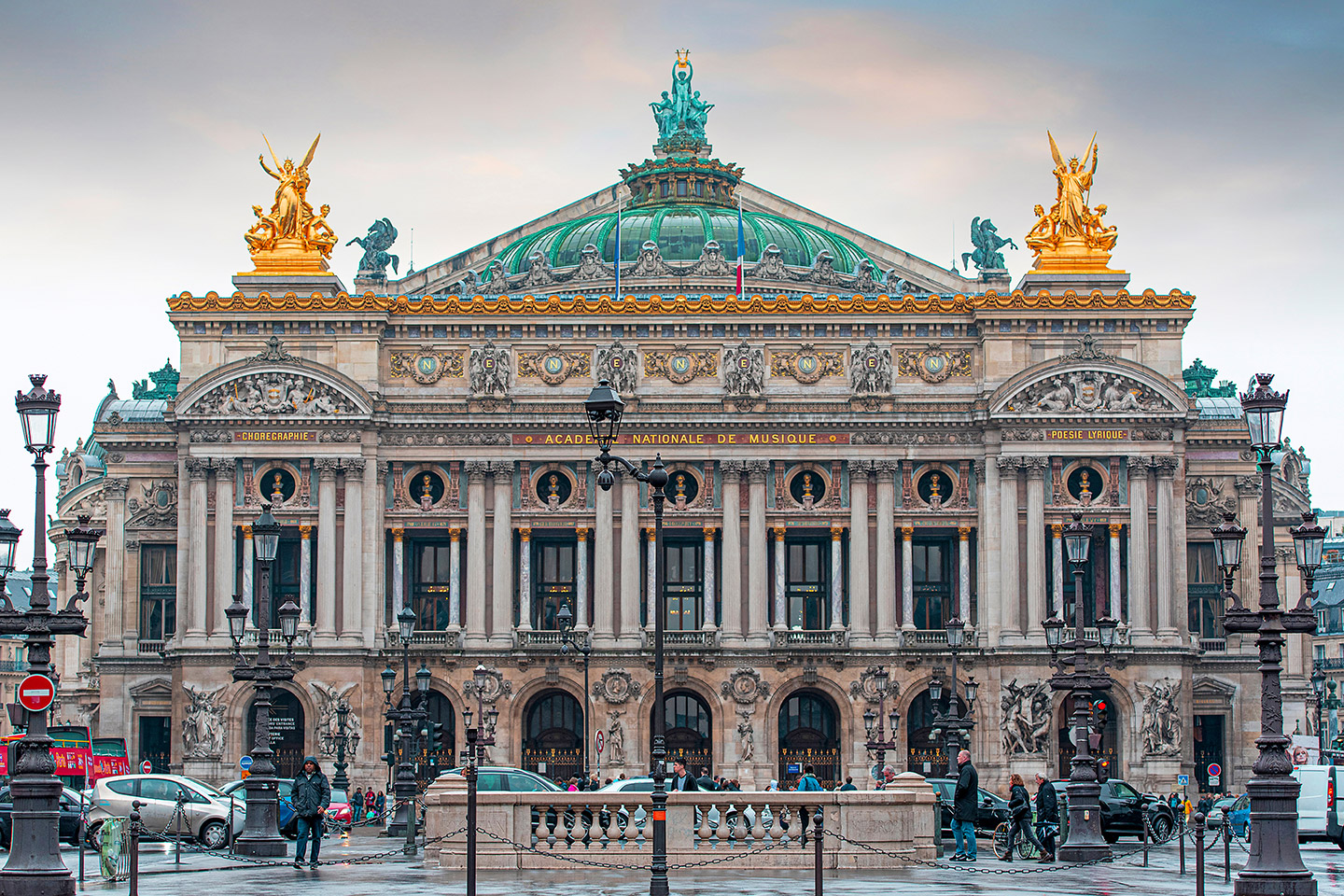 El Palais Garnier cerrará el telón por cinco años.
