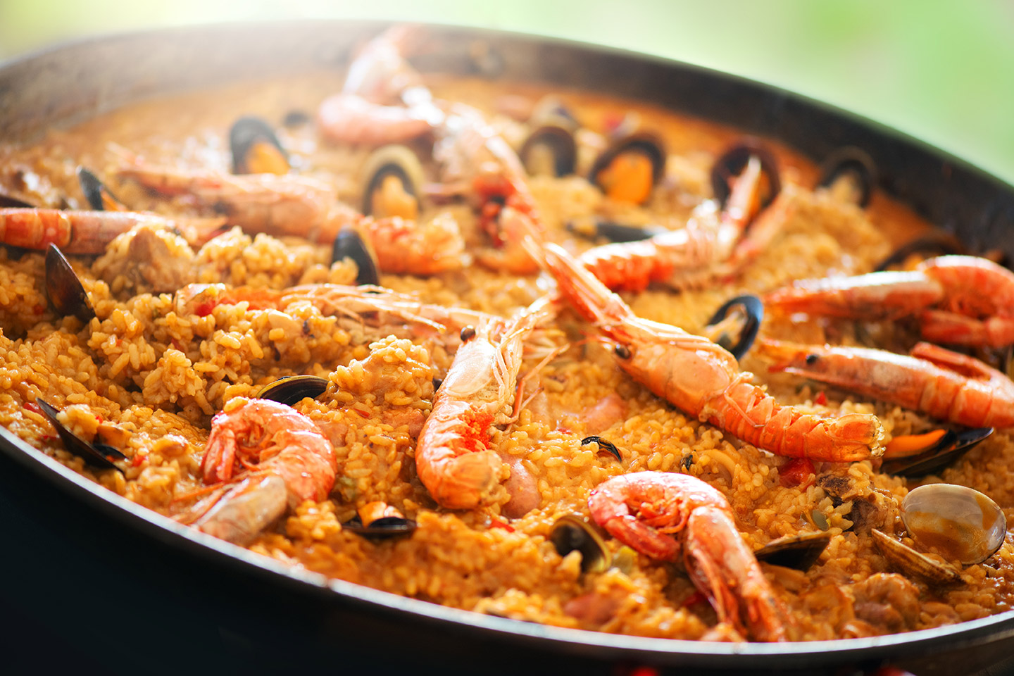 World_Paella_Day_26_2 Conseguir un buen socarrat es otro de los retos de una paella.