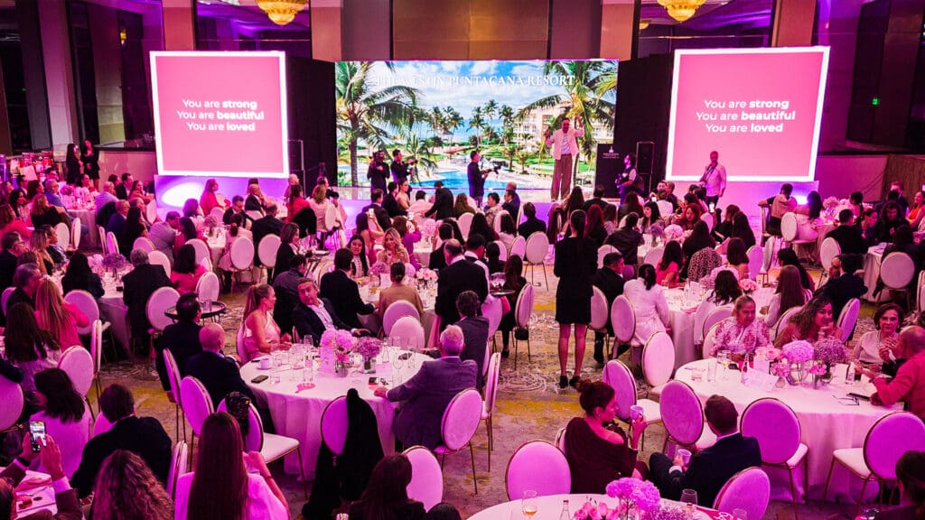 Dinner in Pink 2026: revive esta cena con causa en imágenes