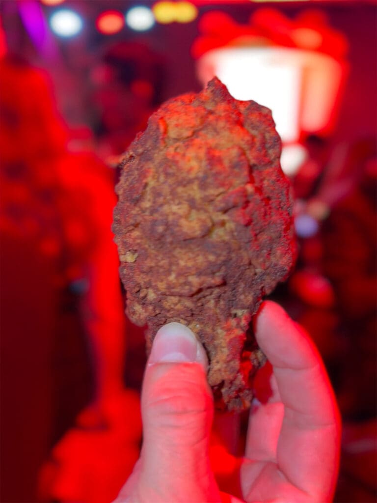 KFC_Hot_Cruji_Bravo_pieza Muy crujiente por fuera.