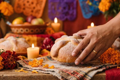 6 tipos de pan de muerto que existen en México y debes conocer